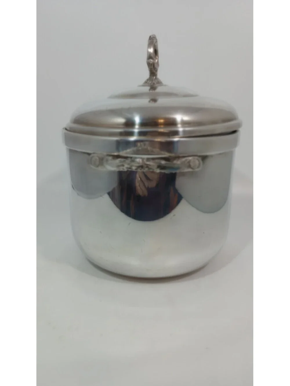 Vintage SHERIDAN Silver Plate Milk Glass Liner Ice Bucket with Lid Ornate Handle